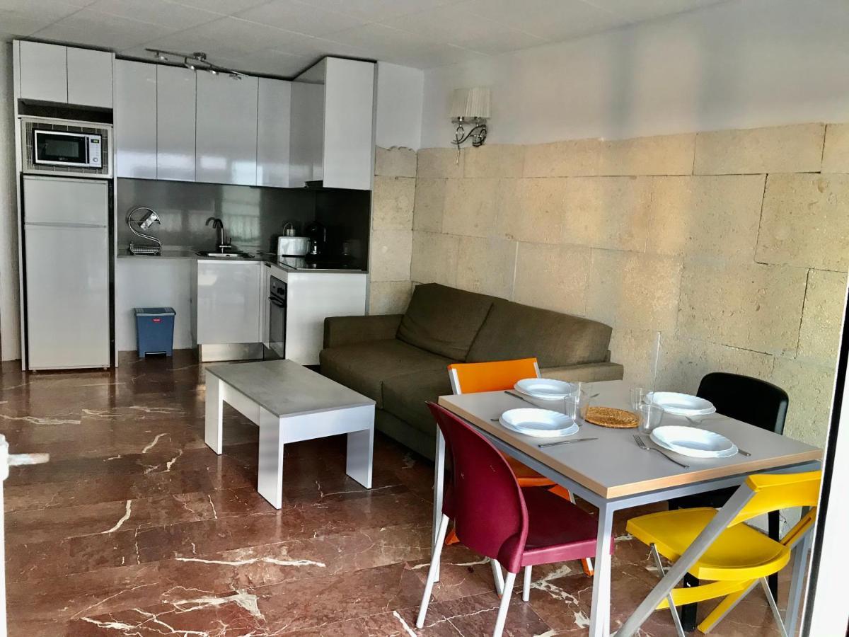 PALMERAS - Apartamento en el centro de Roses - cerca de la playa - terraza - wifi Exterior foto